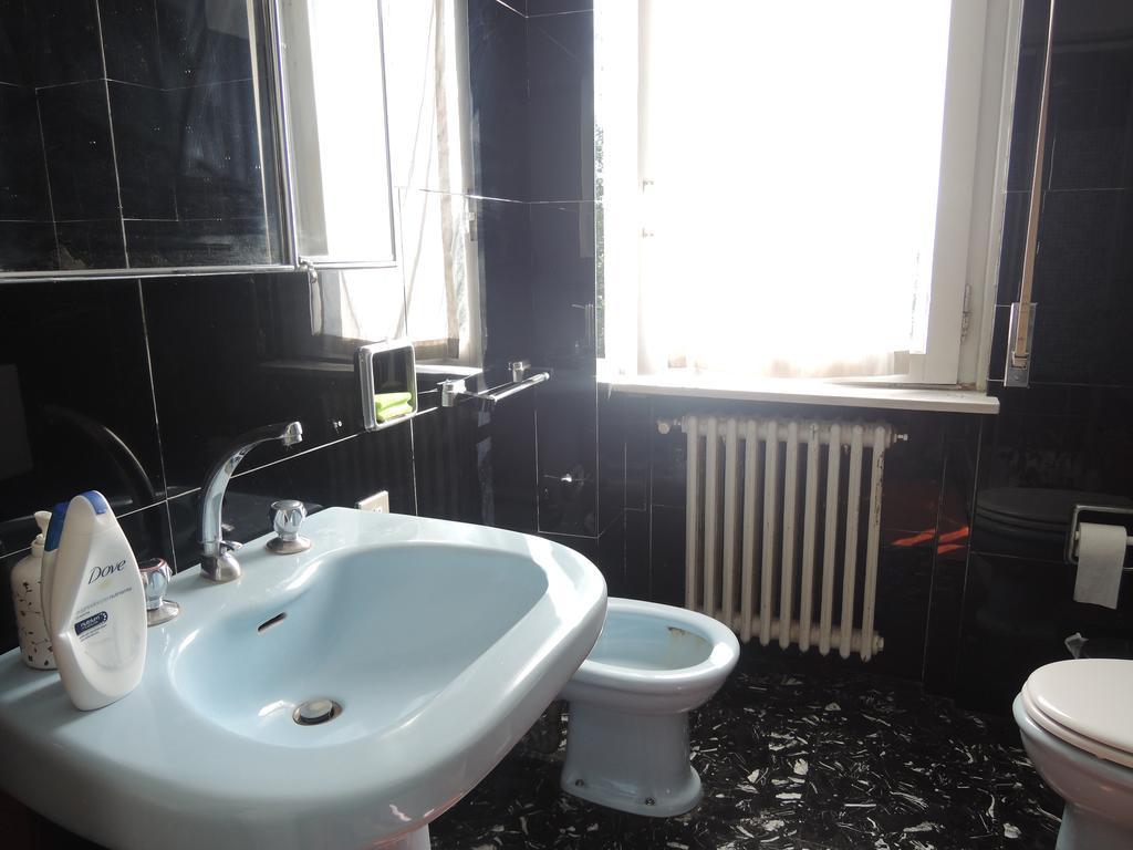 Naviglicenter Hotel Milano Eksteriør billede